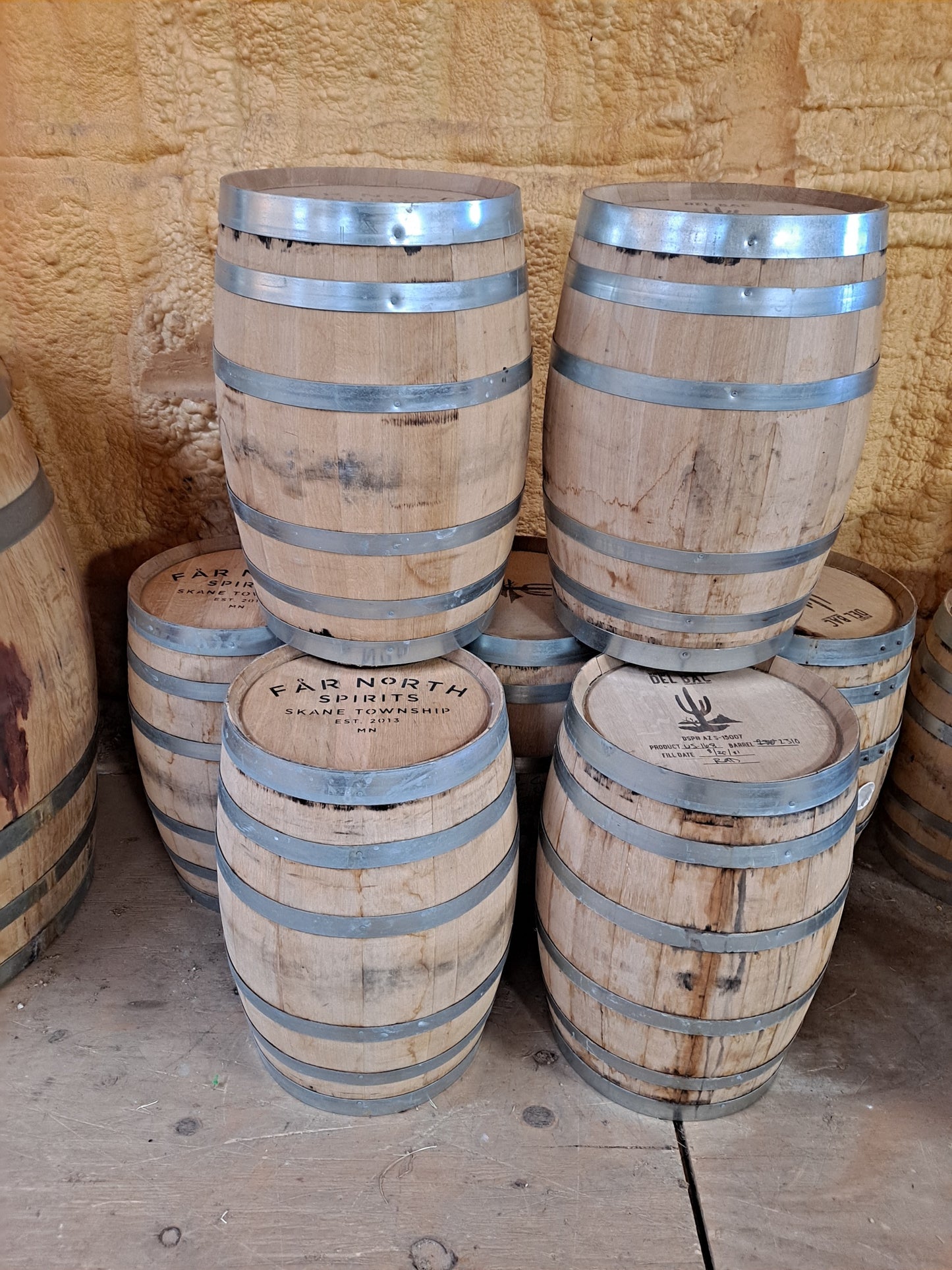 Whiskey barrel 15-gallon