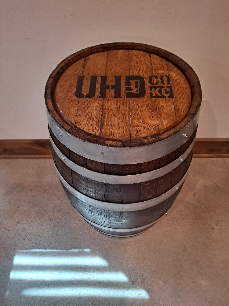 Decorative 25-gallon Whiskey Barrel