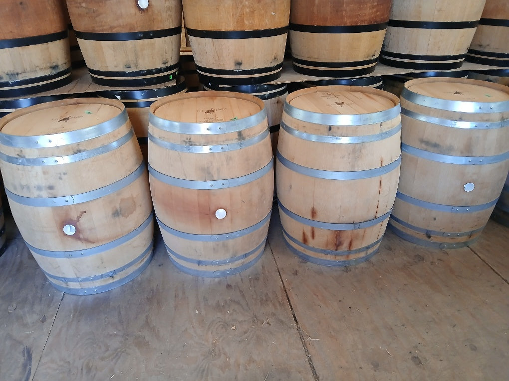 Wine barrel 70-gallon Furniture Grade (Like New)