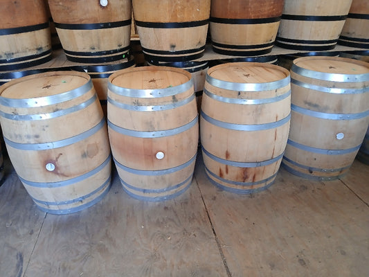 Wine barrel 70-gallon Furniture Grade (Like New)